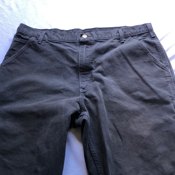 Men’s Carhartt size 40x32 work cargo work chore jeans - Picture 5 of 16